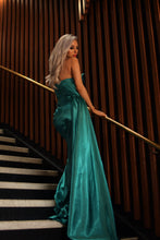 Load image into Gallery viewer, CAITLYN SATIN MAXI DRESS - GREEN