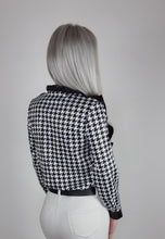 Load image into Gallery viewer, DESIRED PLAID PATTERN SHIRT
